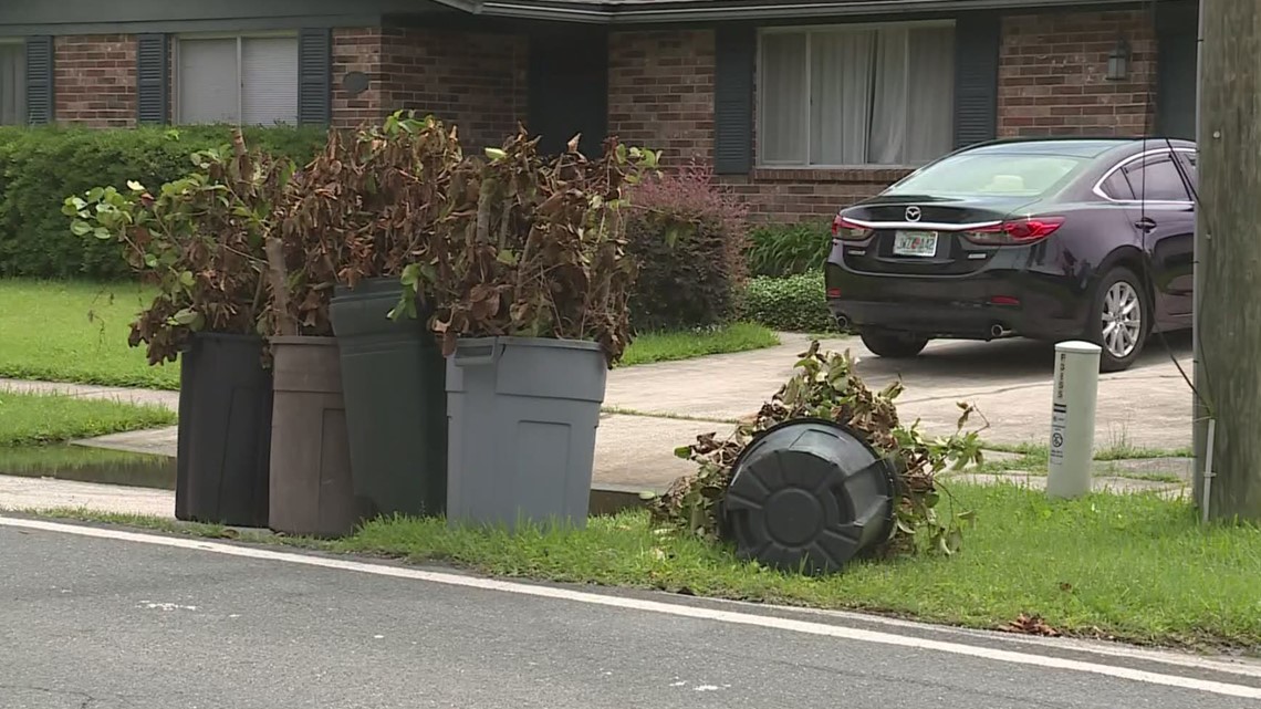 Jacksonville receiving large number of trash pickup complaints | firstcoastnews.com