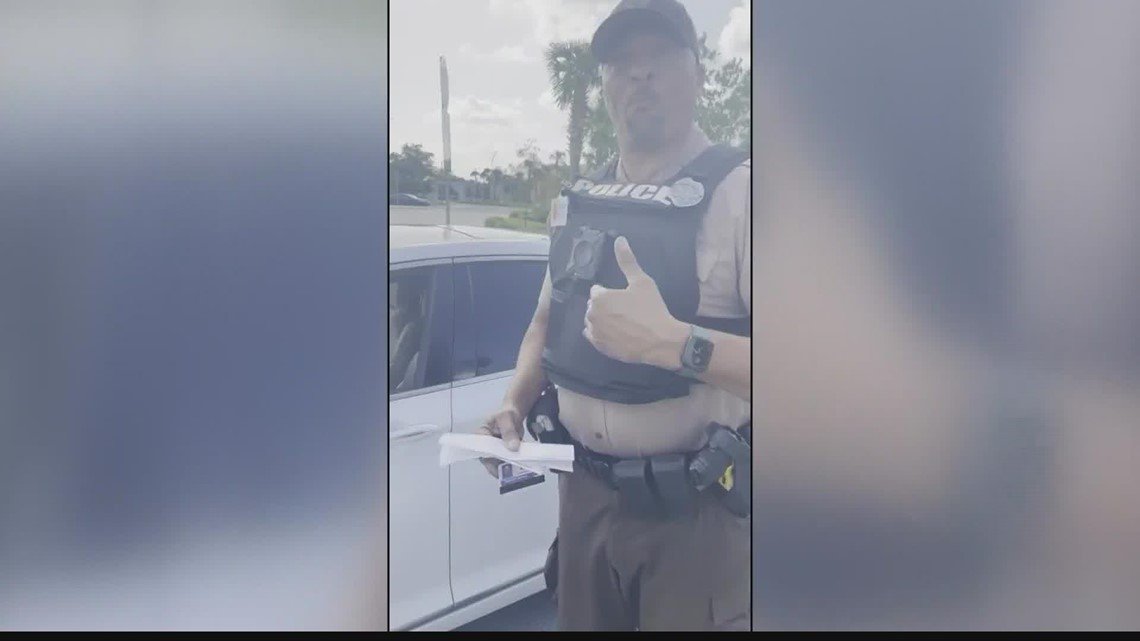 Cell phone video shows Florida police pull over pregnant woman(01)