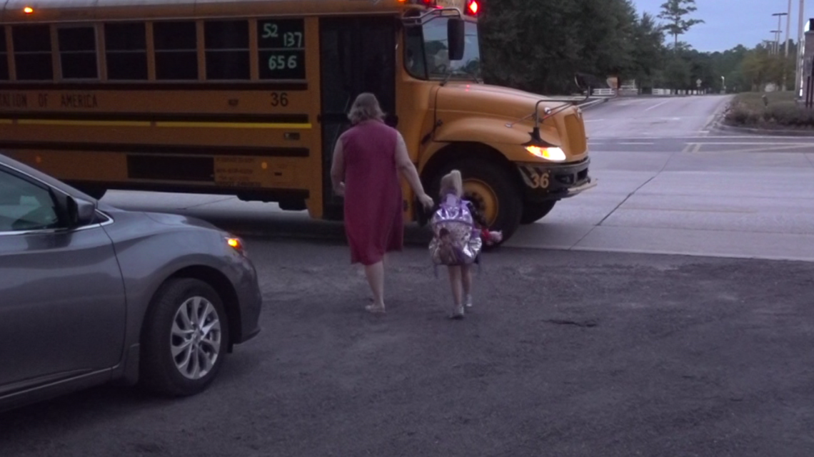3-year-old girl with autism terrified as cars speed by bus stop - Vimarsana News