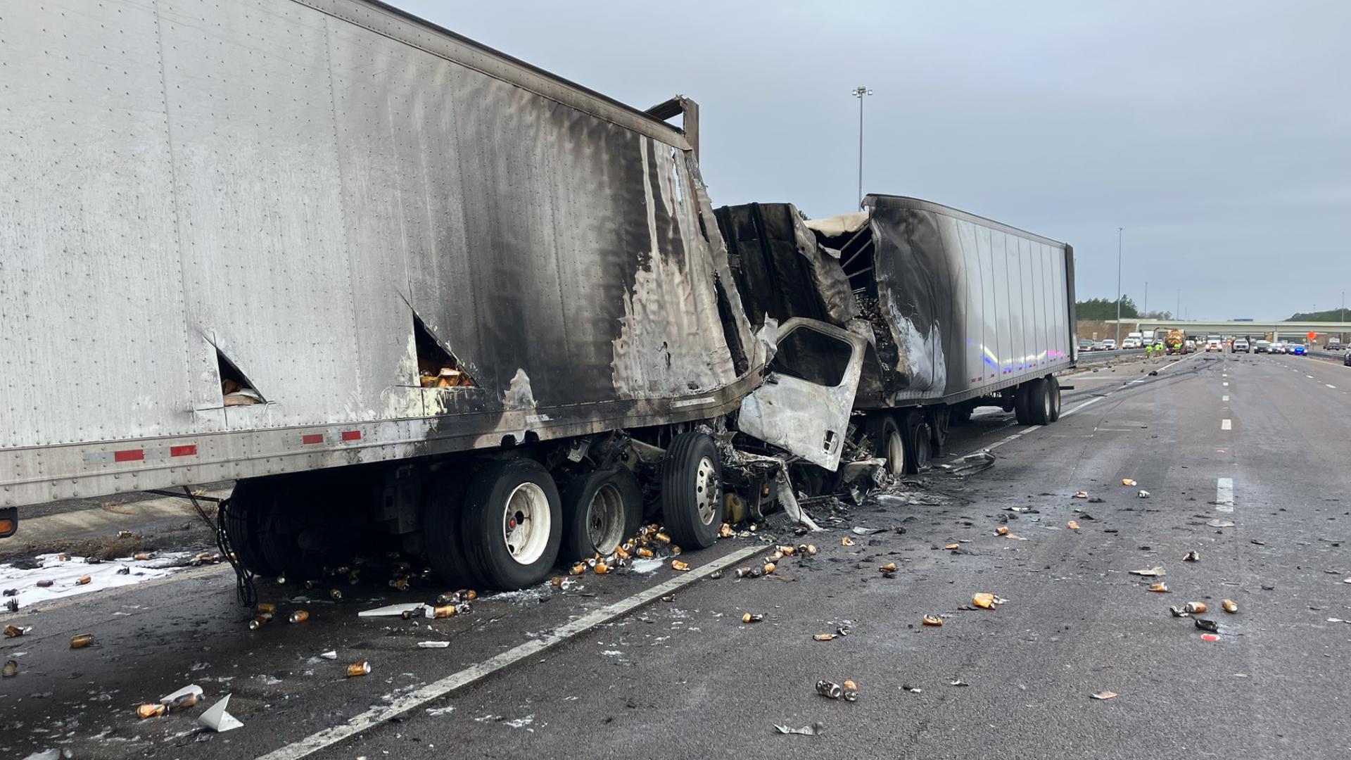 Deadly crash between 2 semi-trucks shuts down lanes on I-10 in Duval ...