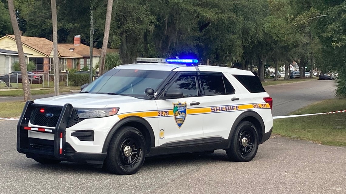 Woman found dead outside of home on Pearl Street in Jacksonville ...