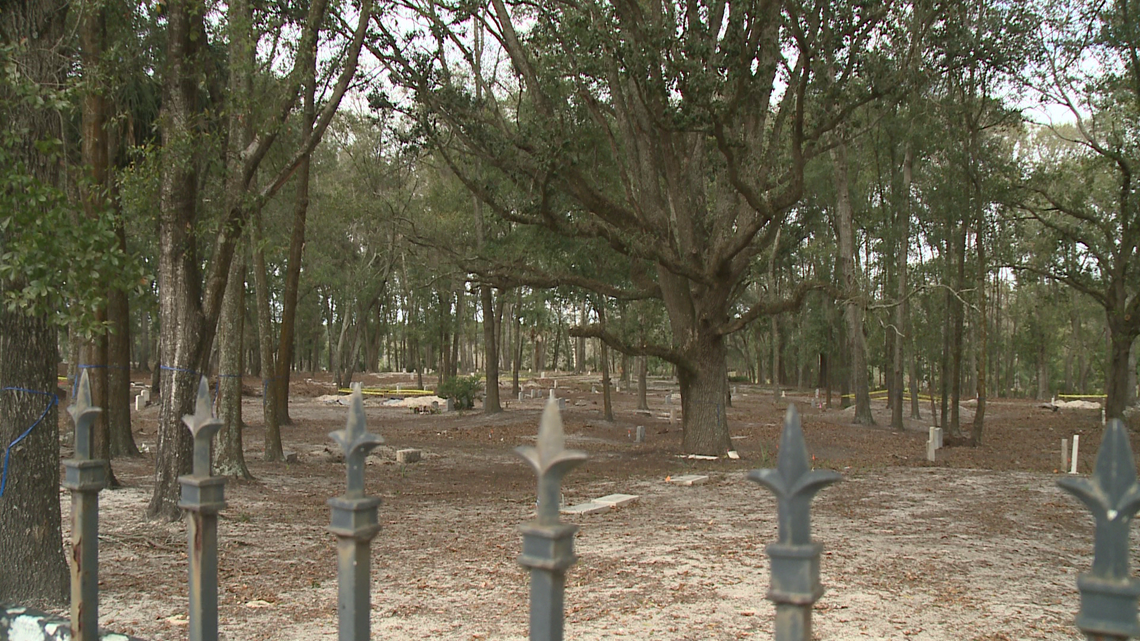 Historic cemetery in Jacksonville, Florida being restored