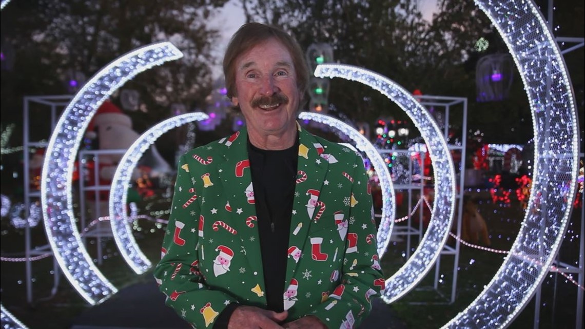 Florida man decks out home with a million Christmas lights - Vimarsana News