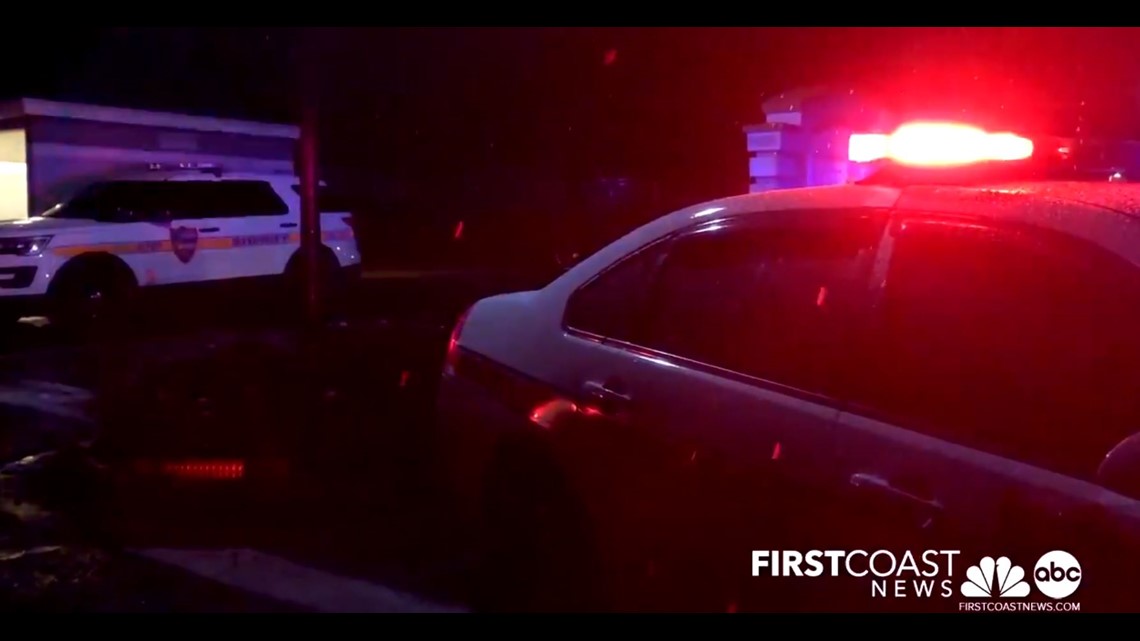 North Florida police respond to aggravated battery - Vimarsana News