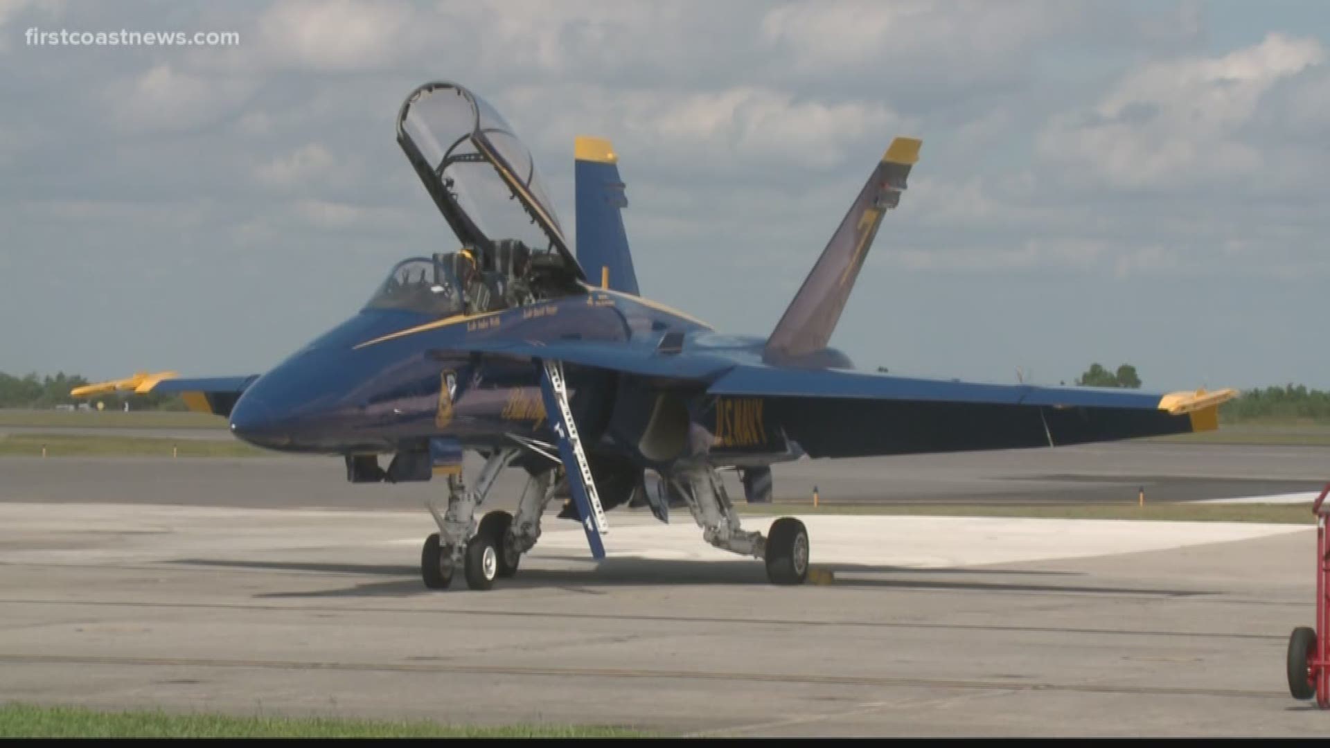 NAS Jax Air Show gives 'key influencers' the chance to fly in a Blue