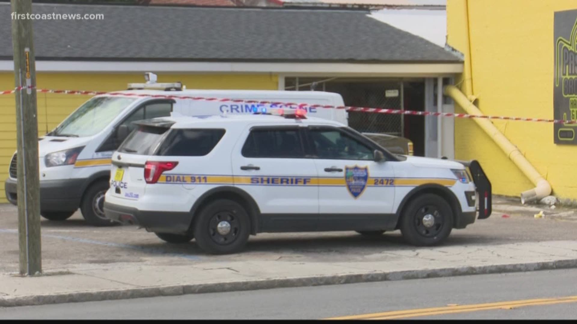 A deputy from the Jacksonville Sheriff's Office told First Coast News the suspect entered the store, robbed the cash register then tried to rob the clerk. The clerk pulled out a gun and the suspect fled out the door.