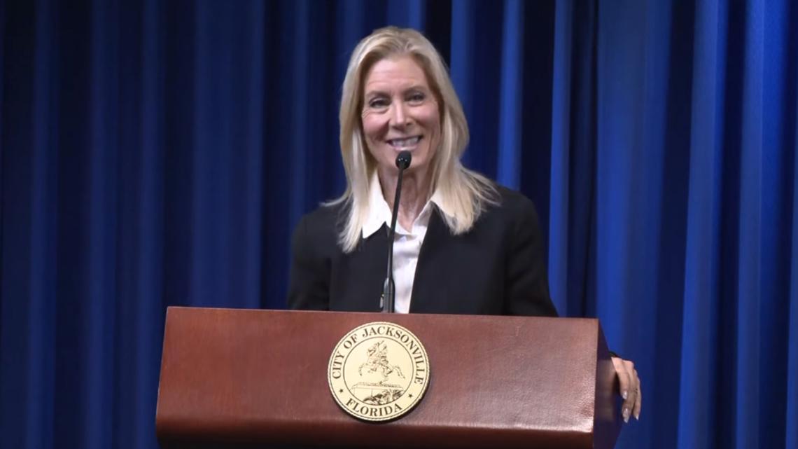 Jacksonville Mayor Donna Deegan files for re-election