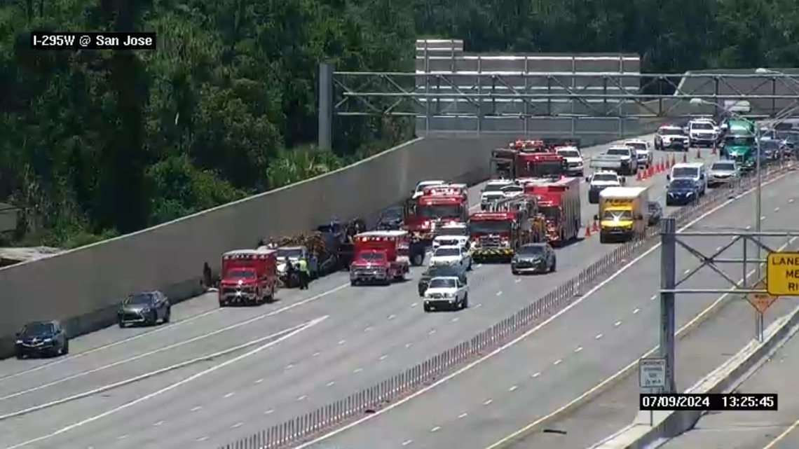 3 hospitalized after crash on I-295 South at San Jose Boulevard ...
