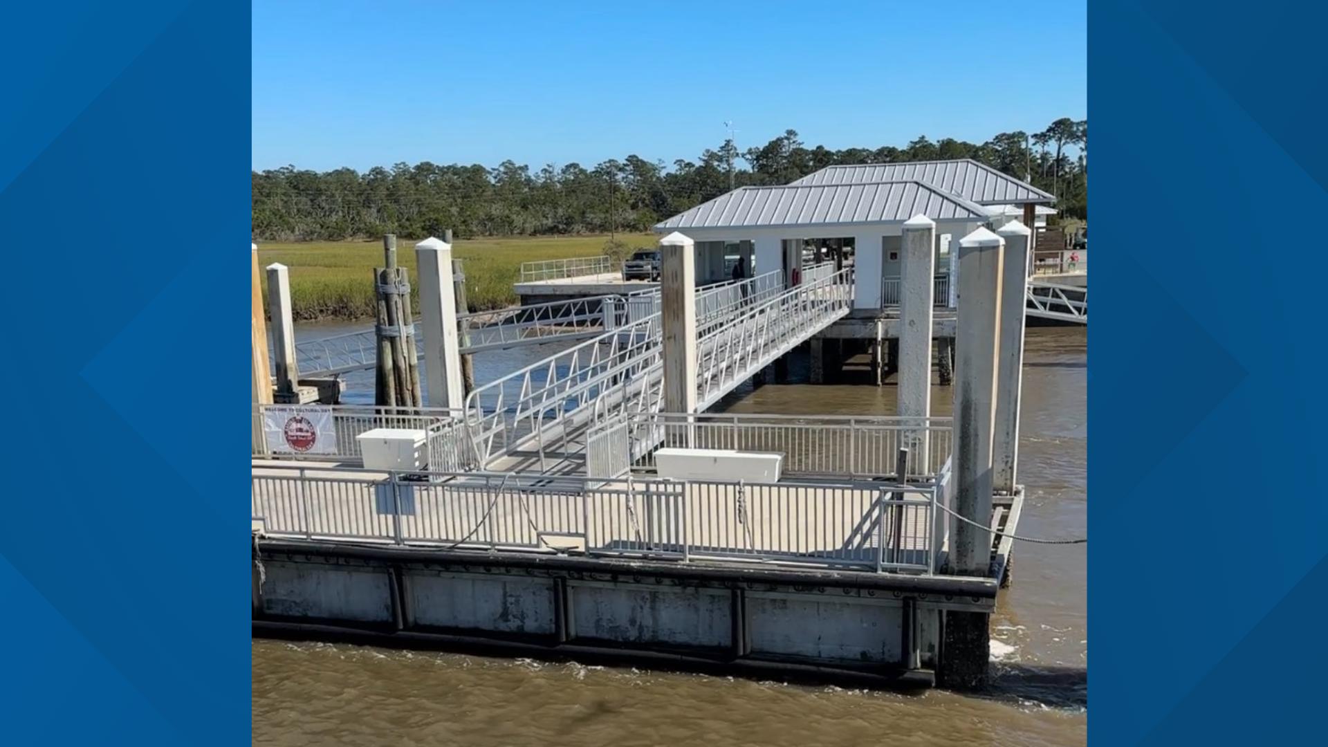 7 killed after dock collapse on Sapelo Island in Georgia ...