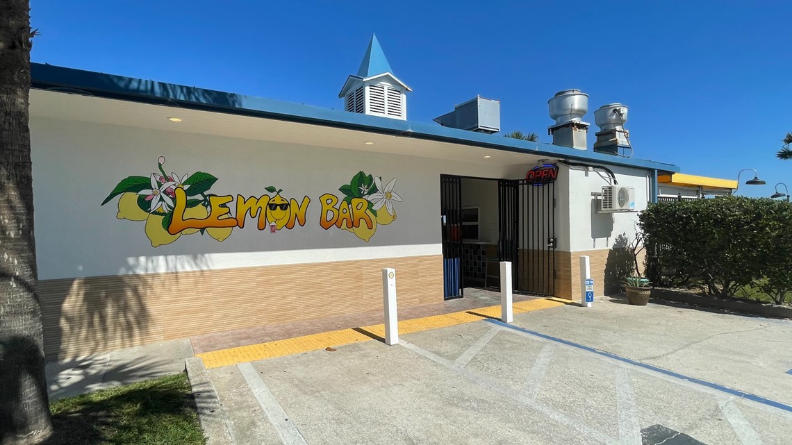 Seahorse Inn Lemon Bar to be purchased by Shad Khan's company