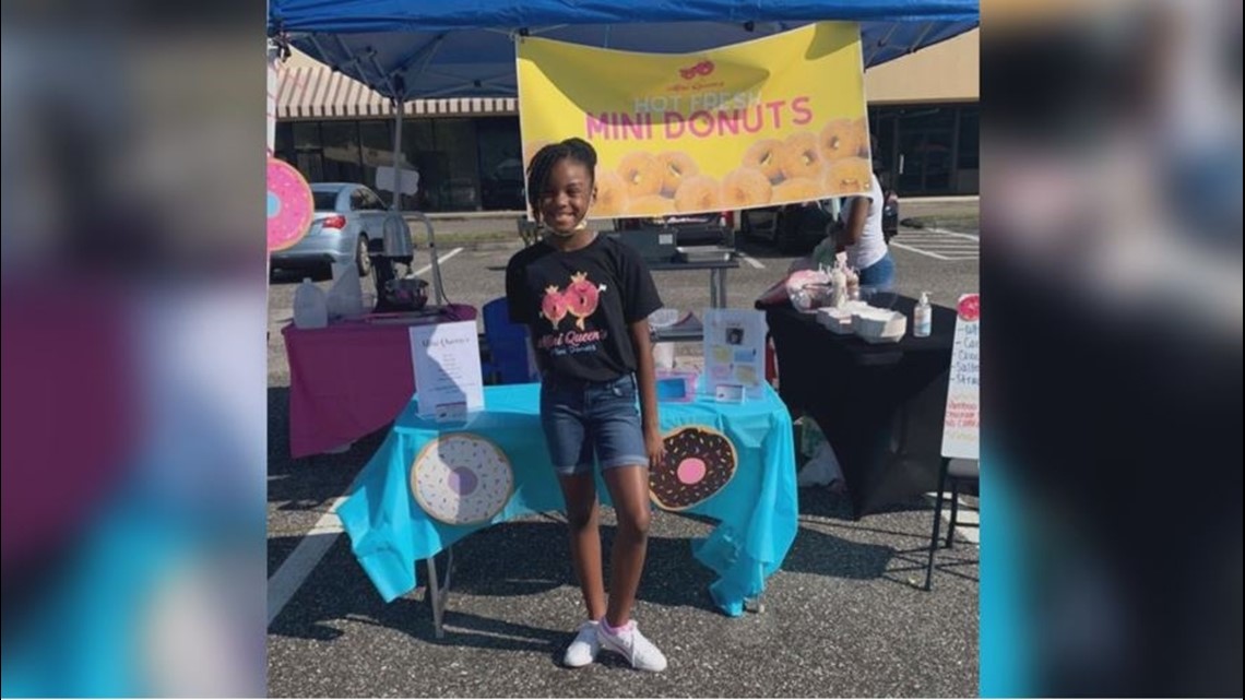 Florida third grader opens mini donut business - Vimarsana News