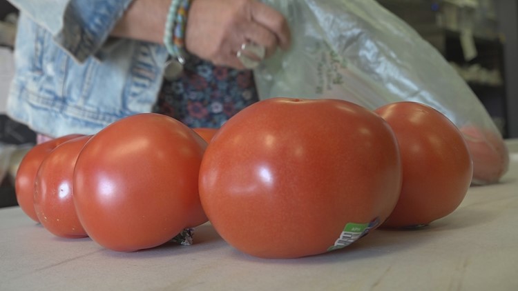 Year of the tomato: How inflation impacts charity that delivers groceries to seniors