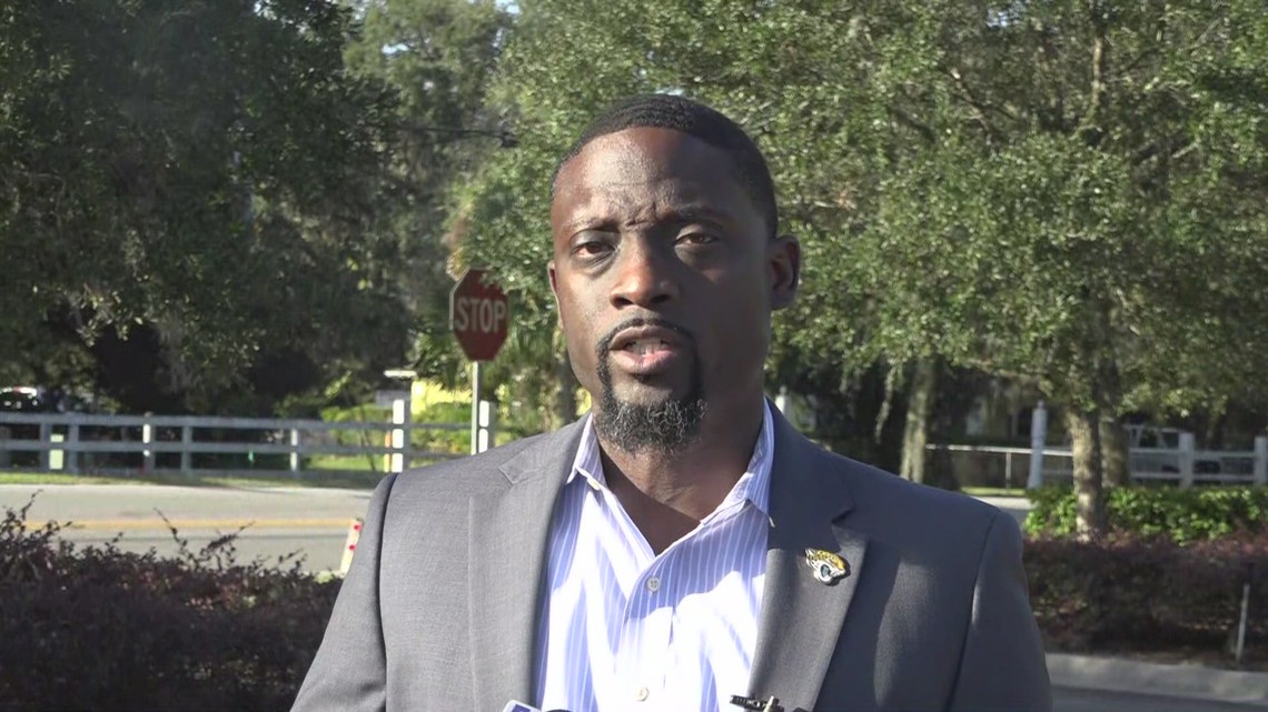 JSO Man in critical condition after being shot while driving on