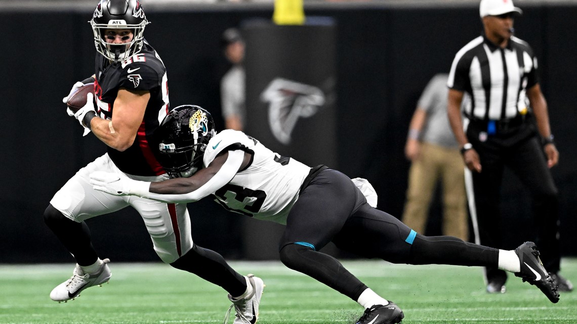 Atlanta Falcons cornerback Mike Ford (28) works during the first