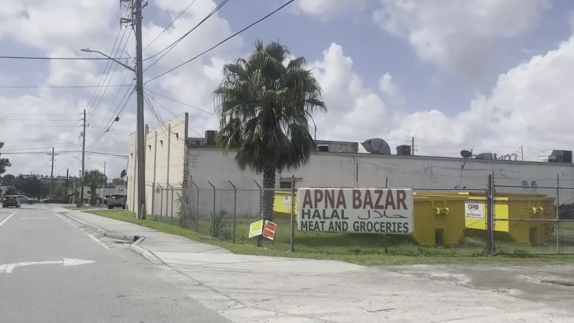 City hosts community meeting to debate proposed meat facility with safeguards against noise and odor and plan faces local opposition due to potential impacts. 