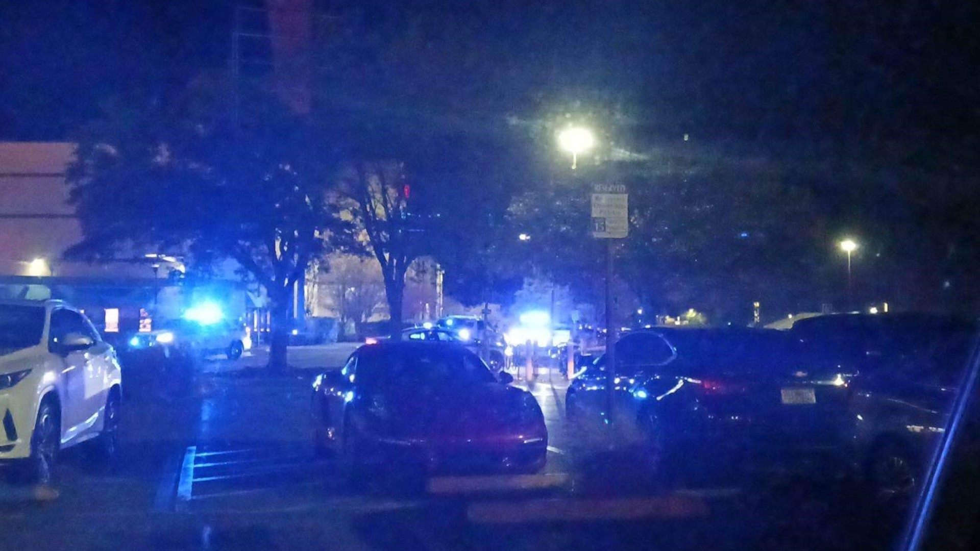 Groups of juveniles causing disturbances at Orange Park Mall