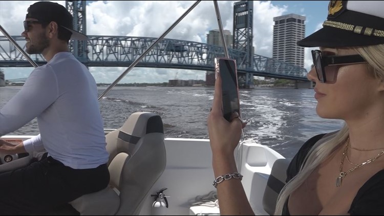 Social media influencers visit Jacksonville