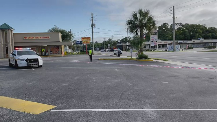 Traffic Alert: All southbound lanes of University Boulevard closed