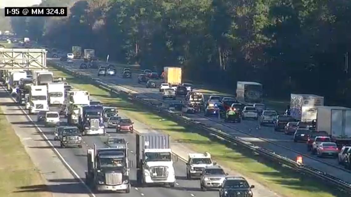 Crash on I-95 North in St. Johns County causes lanes to close Friday ...