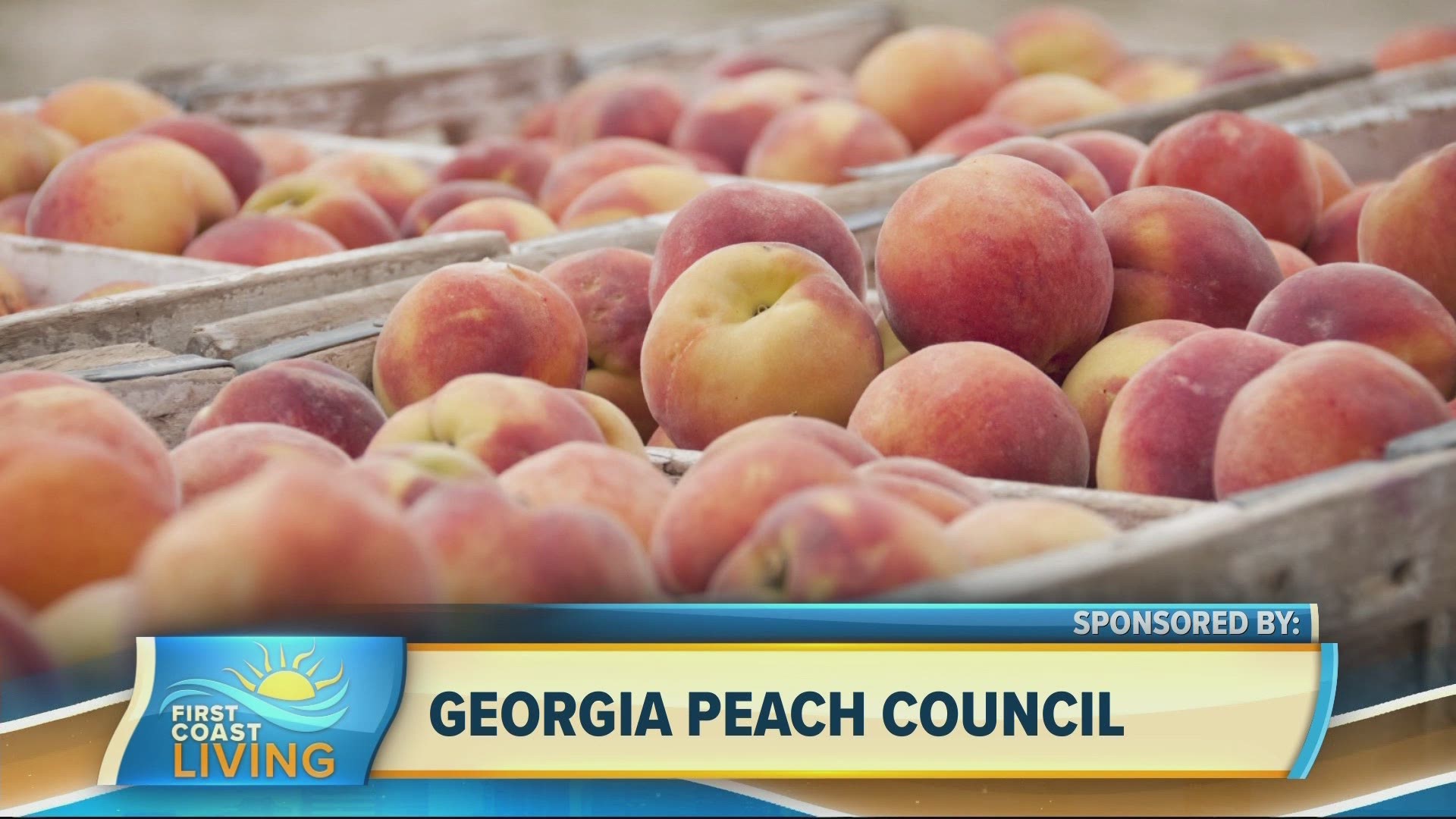 Registered dietitian and trainer Jennifer Braddock m makes eating healthy easy with Georgia peaches and even a peach smoothie!