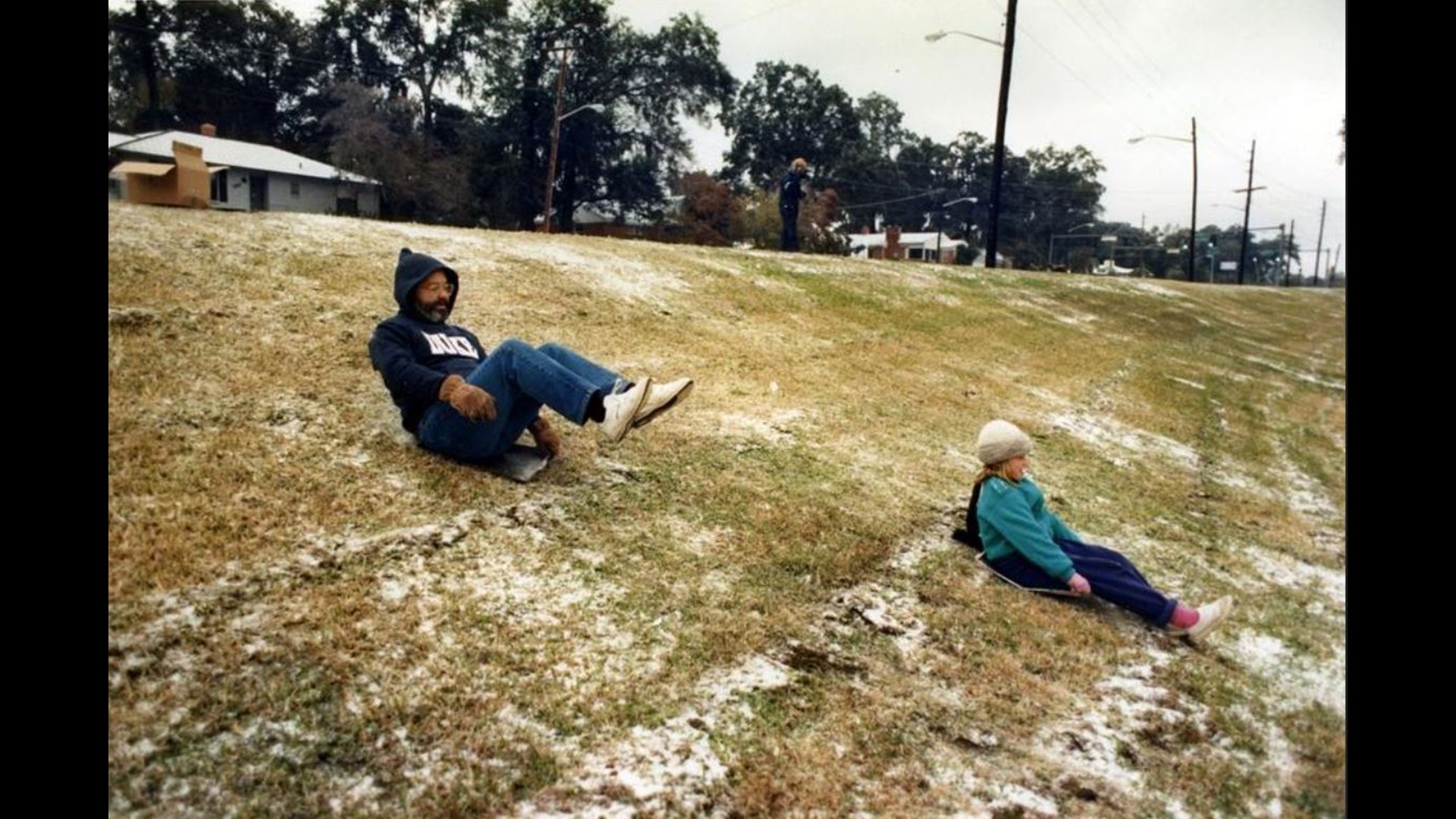 PHOTOS Freak snowstorm hits Jacksonville in December 1989