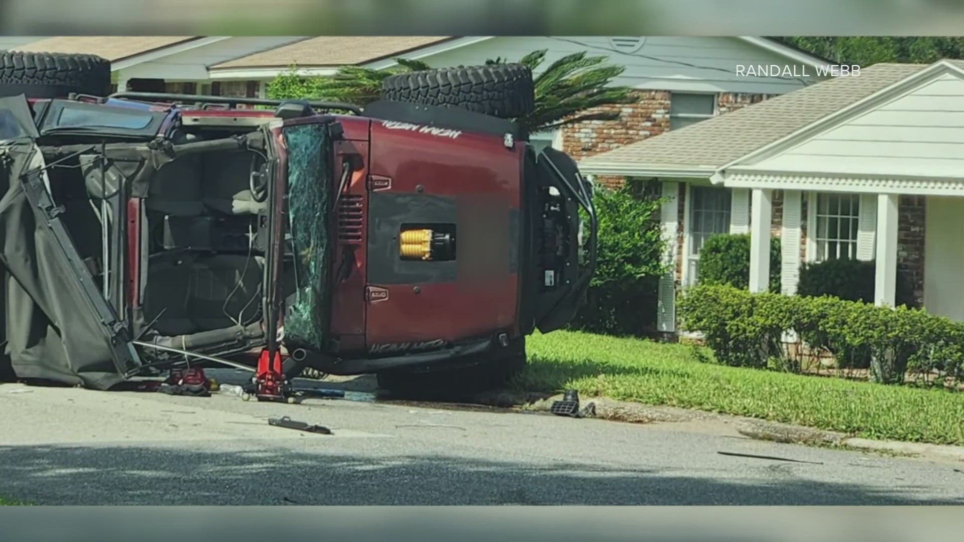 Several wrecks over the course of a year and a half have neighbors in Alderman Park concerned for their safety.