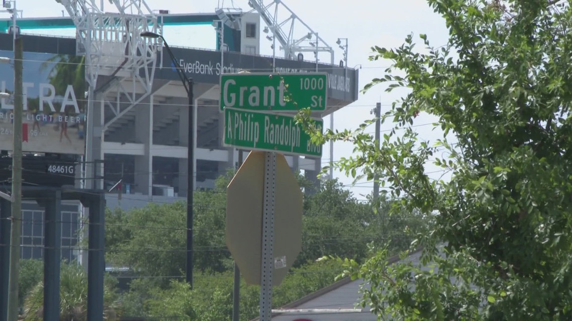 Business owners hopeful about opportunities with Jaguars stadium - Vimarsana News