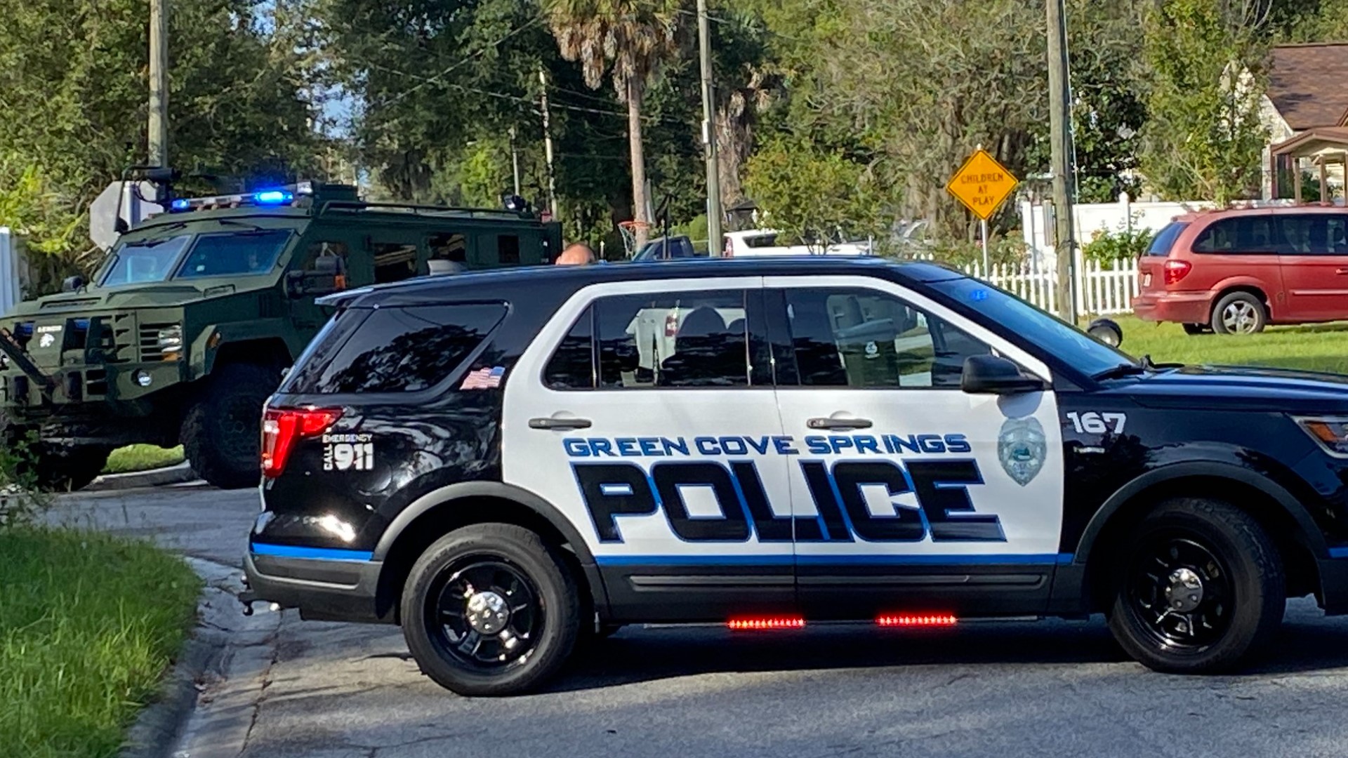 Police lock down Green Cove Springs Junior High for arrest ...