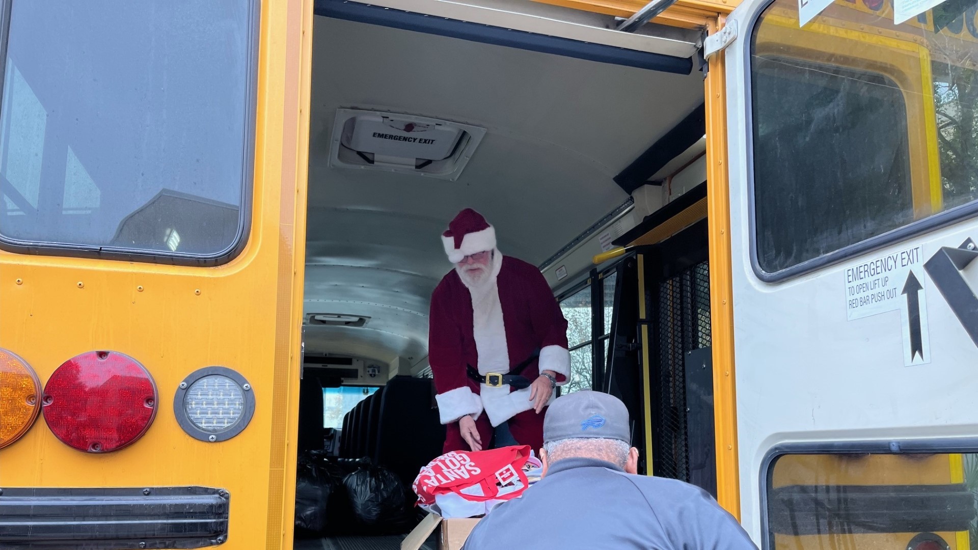 Employees from STA’s Jacksonville terminals volunteered to collect vital hygiene products and snacks to fill more than 100 Christmas stockings.