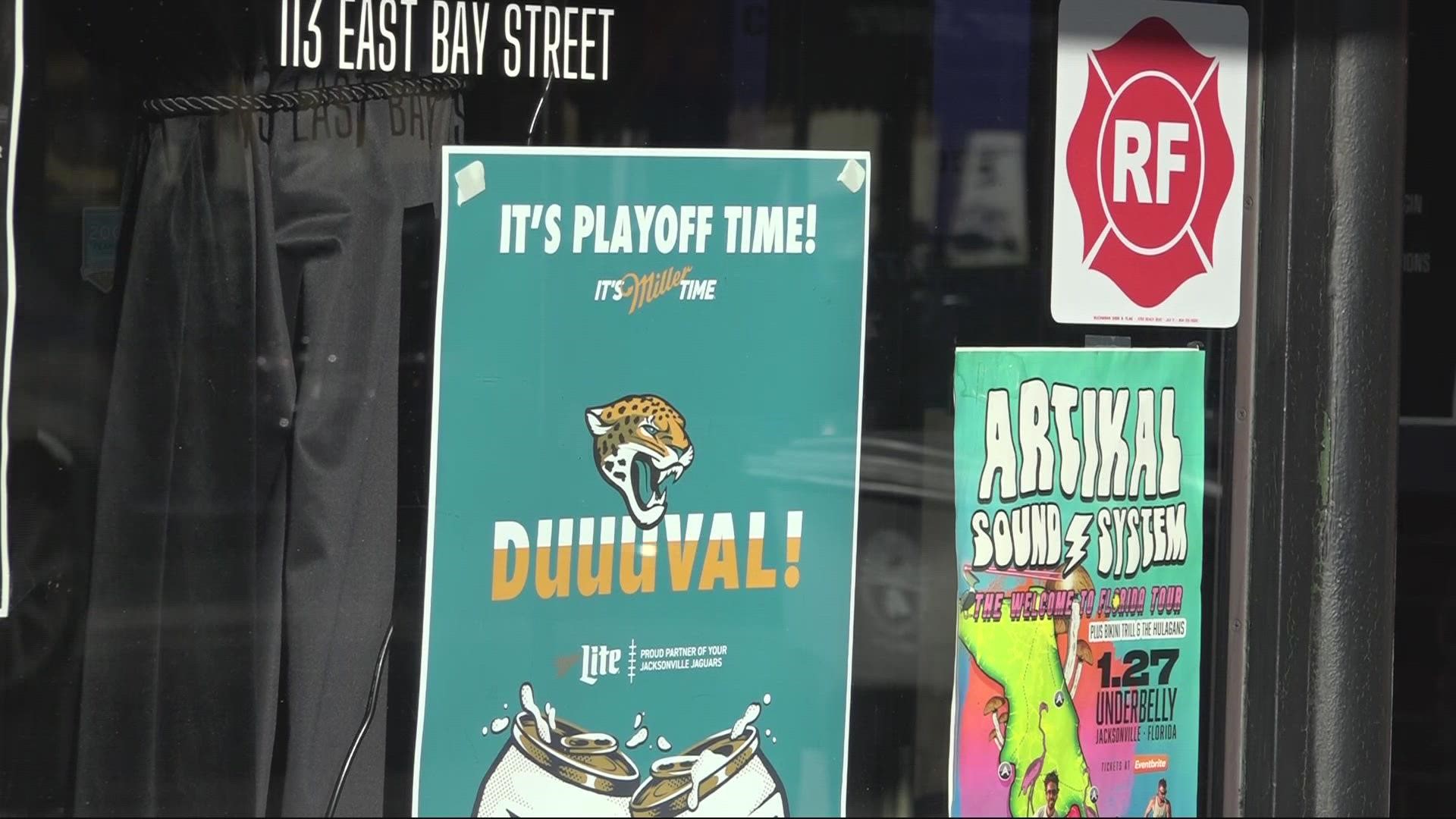 Hotels sell out, businesses packed for sold-out Jaguars game