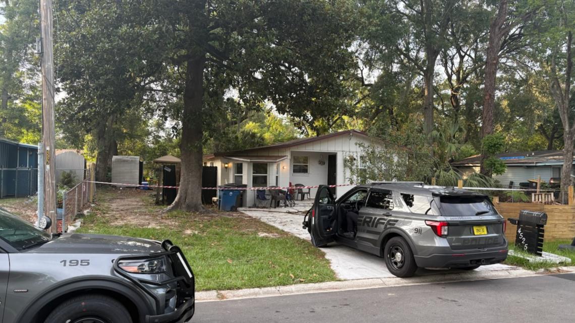 Bone found near road leads to discovery of human remains behind Jacksonville home