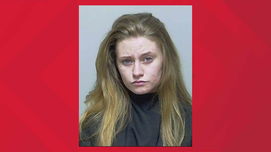 Florida woman wanted on multiple warrants, deputies say ...