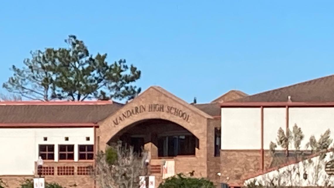 Mandarin High School student accused of pushing security guard - Vimarsana News