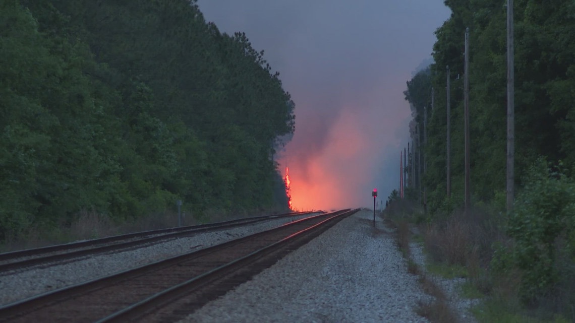 Live Updates | Major wildfires raging across Northeast Florida