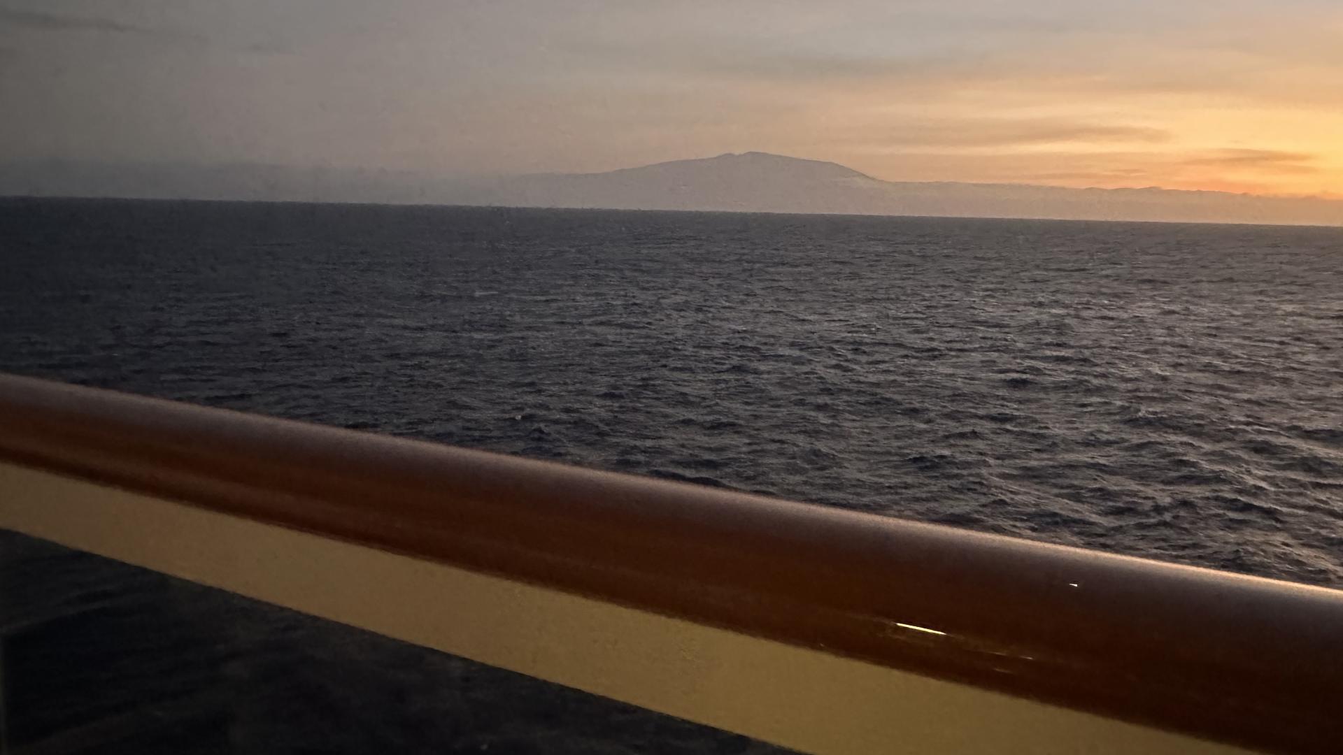 When a tsunami warning was issued in Hilo, Hawaii, hundreds of Pride of America cruise passengers were off the ship out on excursions.