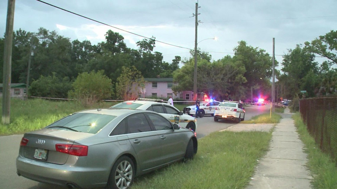 Reported shooting on Teal Street in Jacksonville