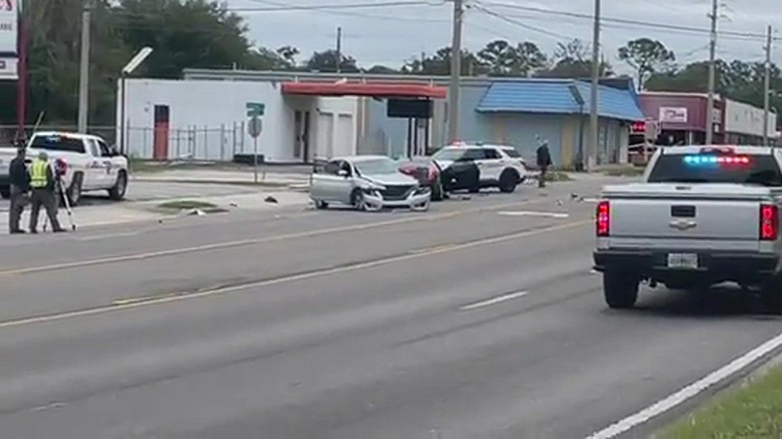 2 car ax blanding blvd | firstcoastnews.com