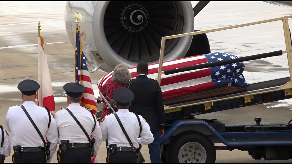 Daughter of fallen Korean War veteran receives fathers remains - Vimarsana News
