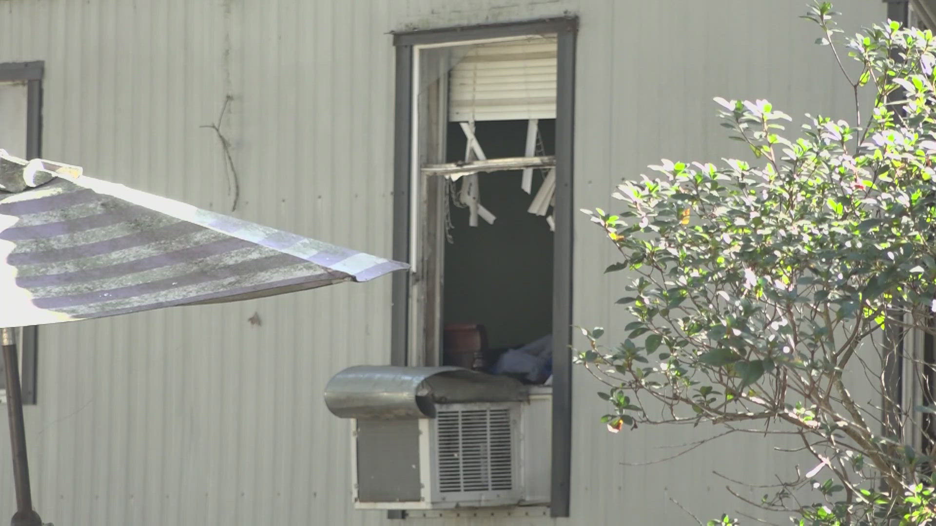 'It's just sad': Jacksonville neighbor describes chaos after officer ...