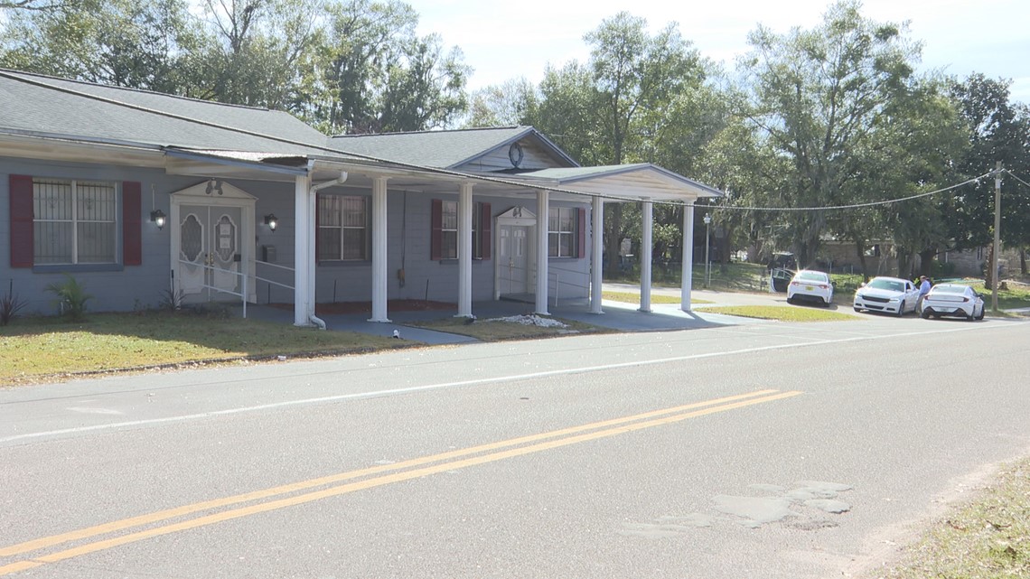 Jacksonville funeral home under investigation | firstcoastnews.com - Vimarsana News