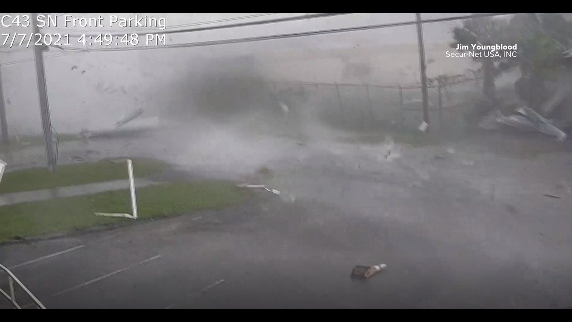 Tornado video shows debris, metal flying in North Florida ...