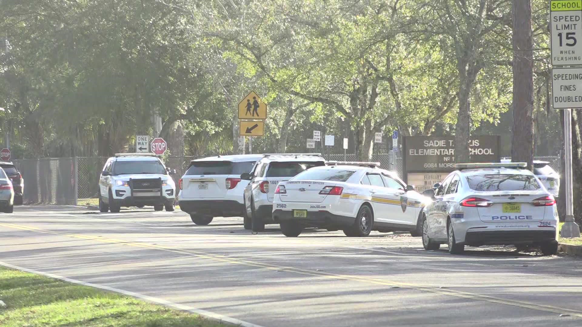 Lockdown lifted at 2 Orange Park schools | firstcoastnews.com