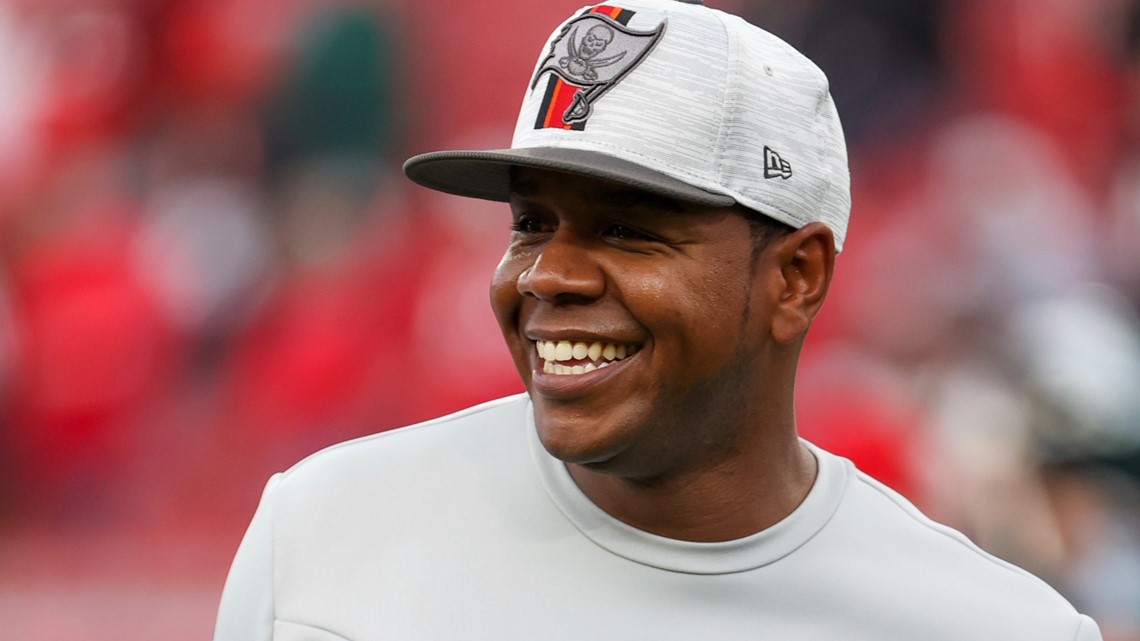 Byron Leftwich to interview for Jaguars coaching job Tuesday, this