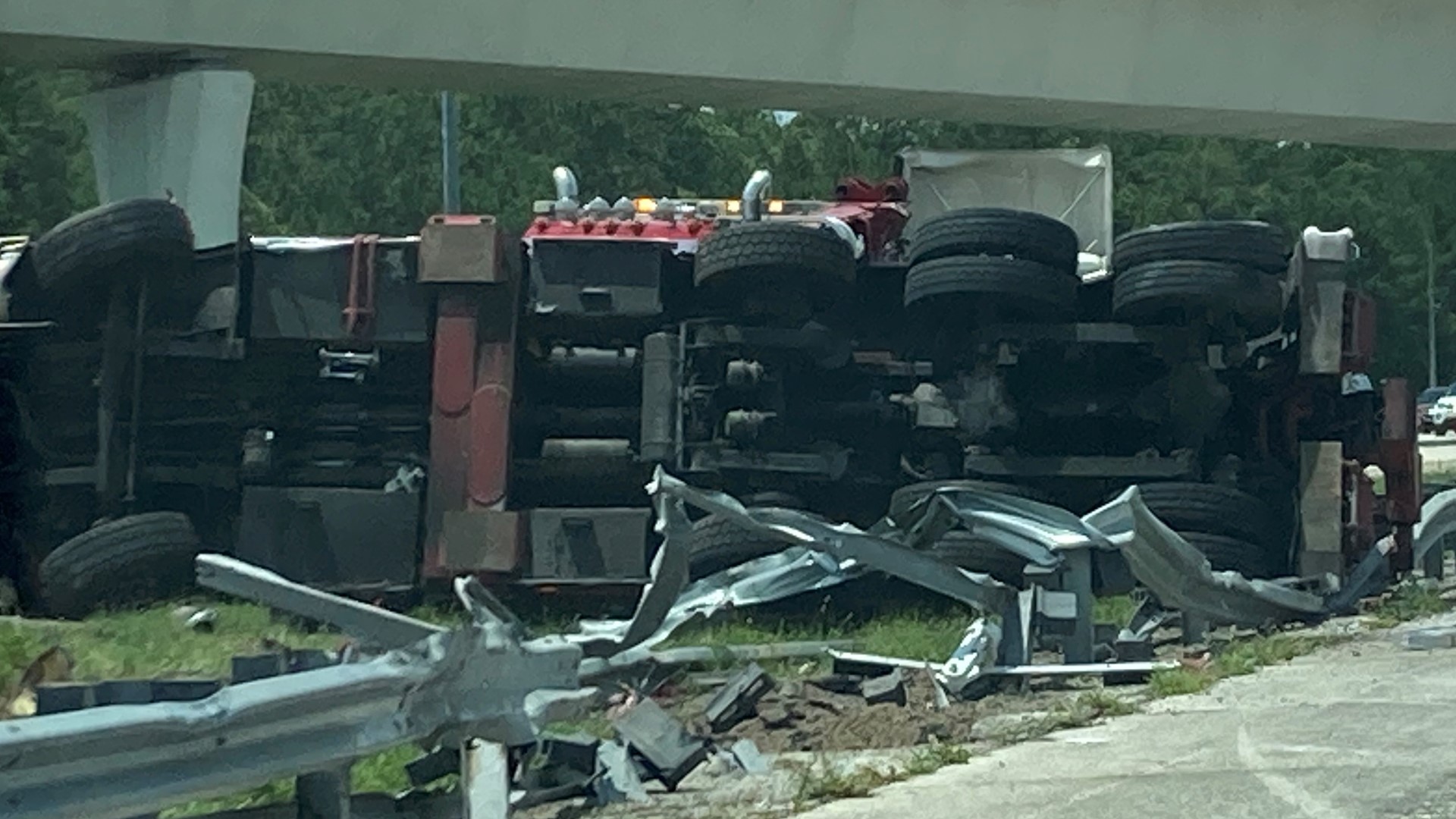 Multi-car Crash Involving Overturned Truck On I-95 South ...