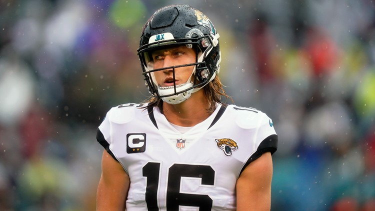 Trevor Lawrence's five turnovers bury Jaguars in 29-21 loss to Eagles