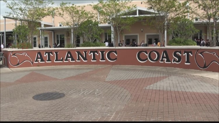 Atlantic Coast becomes  first Duval County H.S. to show FCN's D-DAY special to students
