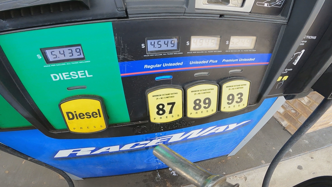 AAA expects 'record-setting' Memorial Day weekend travel despite highest gas prices in four years