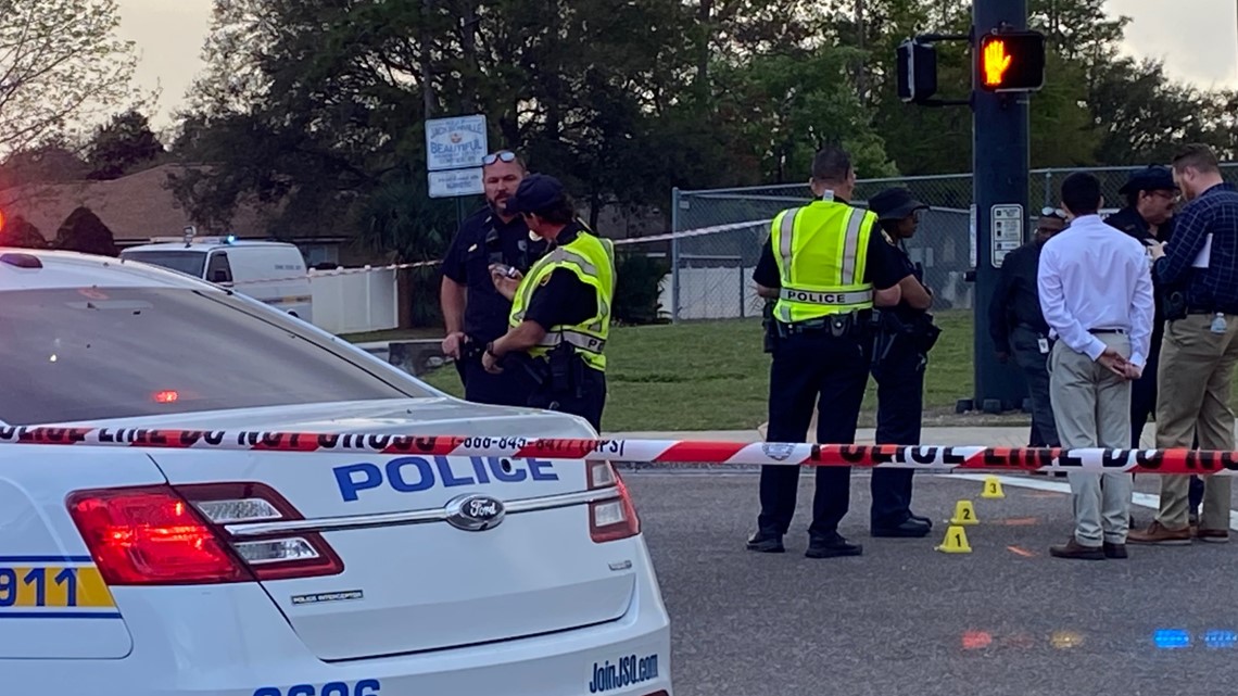 5 shot Tuesday in Jacksonville's Oceanway area - Vimarsana News