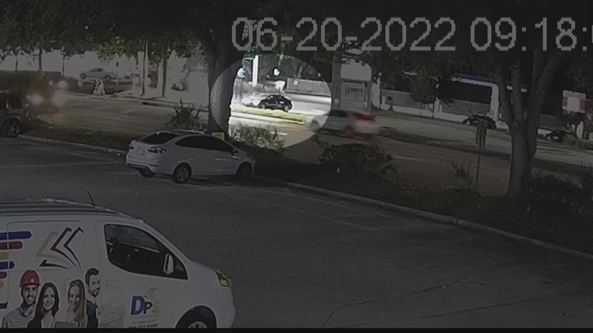 The video shows a potential suspect was inside the car with the couple as they pulled up to a Jacksonville ATM shortly before first responders arrive.