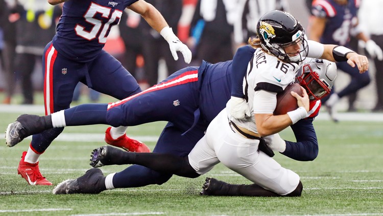 Jaguars embarrassed at New England, 50-10